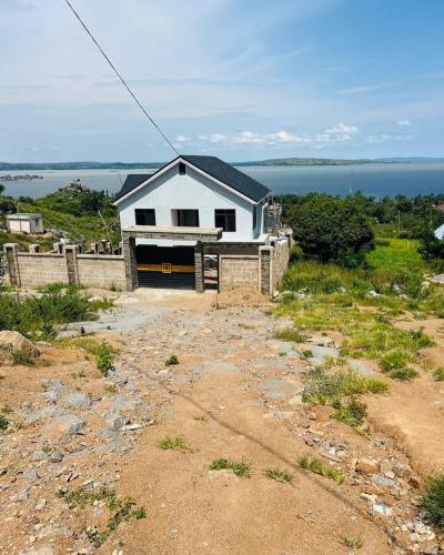 4 Bedrooms House for sale at Ilemela, Mwanza