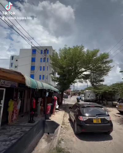 Nyumba ya vyumba vitatu inapangishwa Kinondoni, Dar Es Salaam