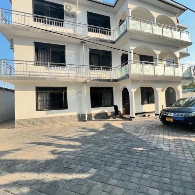 Nyumba/Apartment ya vyumba vitatu inapangishwa Mbezi, Dar Es Salaam