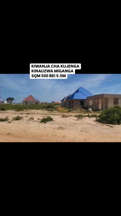 Kiwanja kinauzwa Miganga, Singida