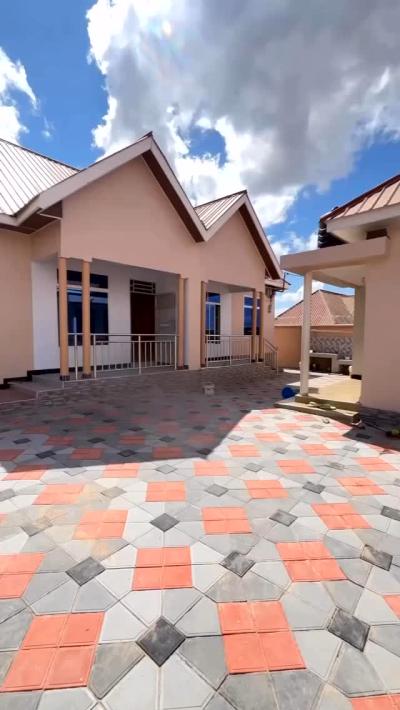 2 Bedrooms House/Apartment for Rent at Mawasiliano, Morogoro