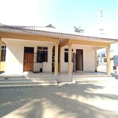 Nyumba/Apartment ya vyumba vitatu inapangishwa Mbuyuni, Morogoro