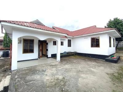 3 Bedrooms House for Rent at Kimara, Dar Es Salaam