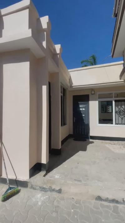 1 Bedrooms House/Apartment for Rent at Mbezi, Dar Es Salaam