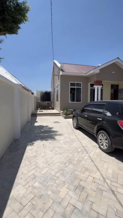 2 Bedrooms House/Apartment for Rent at Mawasiliano, Morogoro