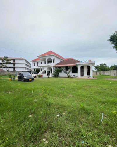 House for sale at Kunduchi, Dar Es Salaam