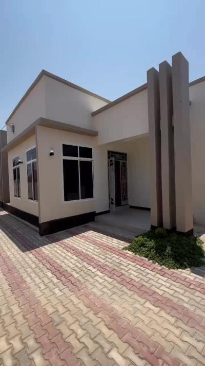 Nyumba/Apartment ya vyumba viwili inapangishwa Mawasiliano, Morogoro