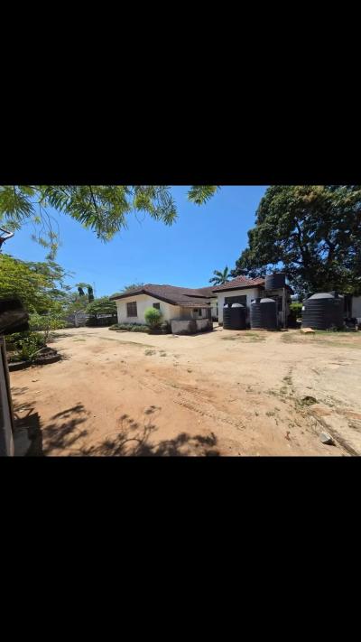 Plot for sale at Mikocheni, Dar Es Salaam