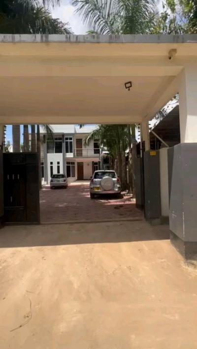 4 Bedrooms House for sale at Bunju, Dar Es Salaam