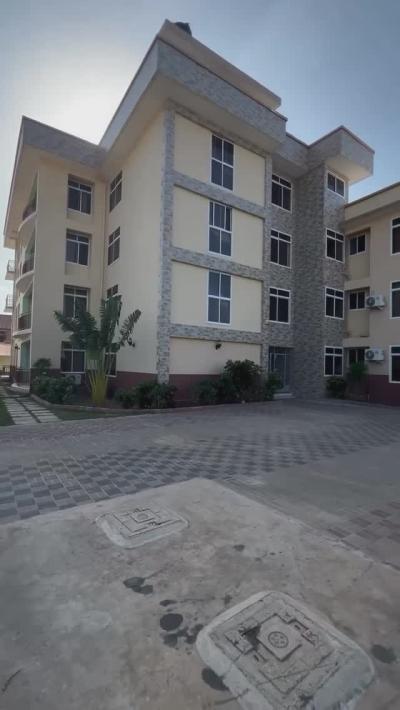 Nyumba/Apartment ya vyumba vitatu inapangishwa Mbezi, Dar Es Salaam