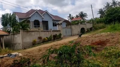 3 Bedrooms House for sale at Msingi, Singida