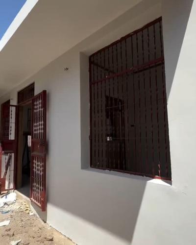 2 Bedrooms House for Rent at Kinondoni, Dar Es Salaam