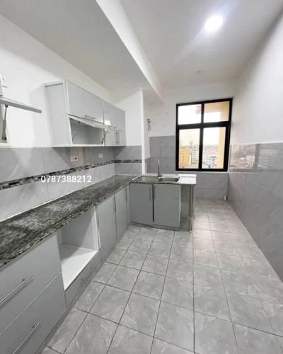 Nyumba/Apartment ya vyumba vitatu inauzwa Msasani, Dar Es Salaam