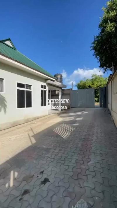 Nyumba/Apartment ya vyumba viwili inapangishwa Goba, Dar Es Salaam