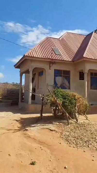 3 Bedrooms House for sale at Mawasiliano, Morogoro