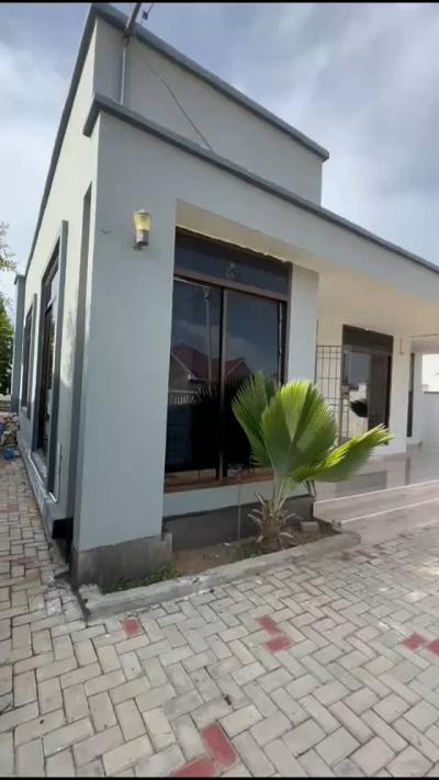 3 Bedrooms House for sale at Mawasiliano, Morogoro