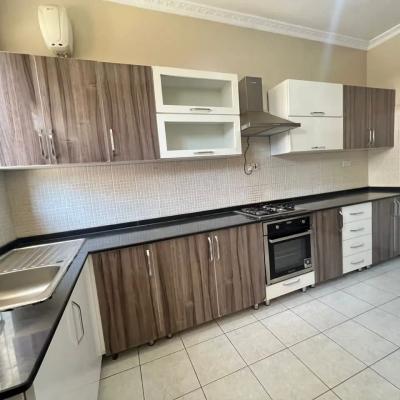 Nyumba/Apartment ya vyumba vitatu inapangishwa Mbezi, Dar Es Salaam