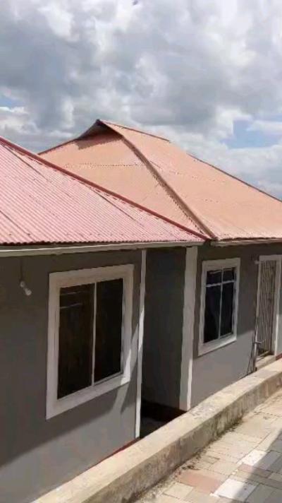 1 Bedrooms House for Rent at Makongo, Dar Es Salaam