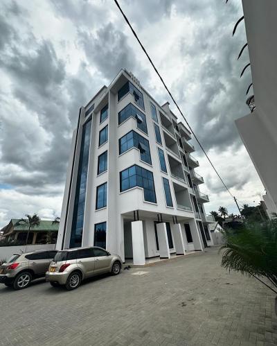 Nyumba/Apartment ya vyumba vitatu inapangishwa Mikocheni, Dar Es Salaam