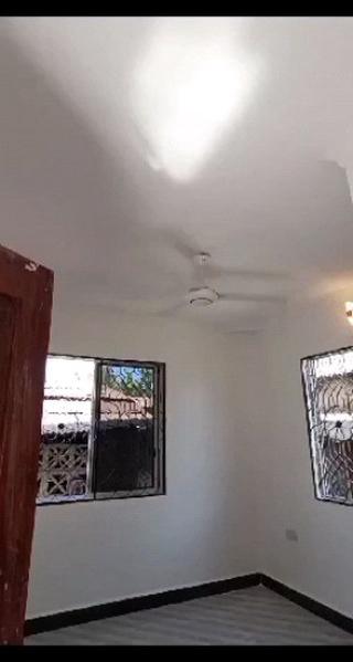 1 Bedrooms House/Apartment for Rent at Kinondoni, Dar Es Salaam