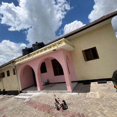 4 Bedrooms House for Rent at Mawasiliano, Morogoro