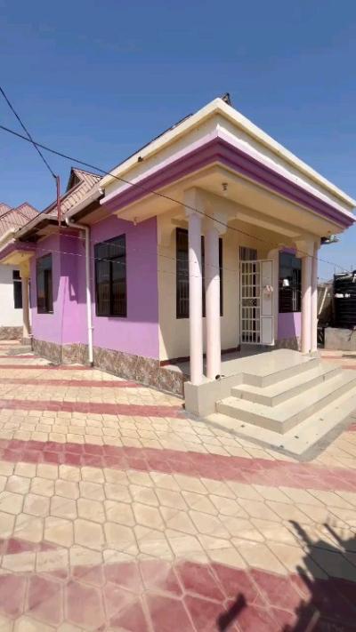 Nyumba/Apartment ya vyumba viwili inapangishwa Mawasiliano, Morogoro