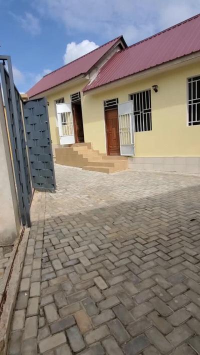 Nyumba/Apartment ya chumba kimoja inapangishwa Majengo, Dodoma