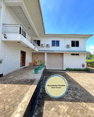 House for rent at Msasani, Dar Es Salaam