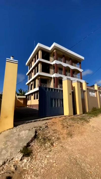 Nyumba/Apartment ya vyumba vitatu inapangishwa Majengo, Dodoma