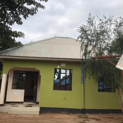 2 Bedrooms House for Rent at Salama, Mara