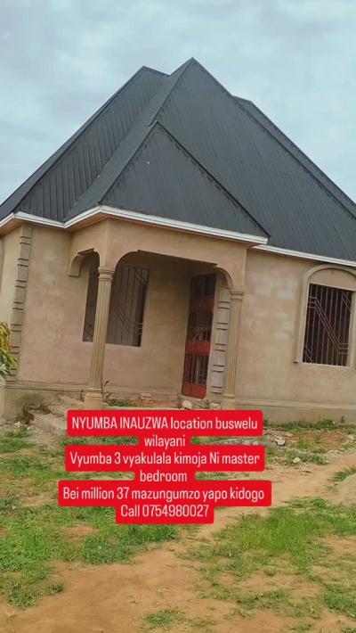 3 Bedrooms House for sale at Buswelu, Mwanza