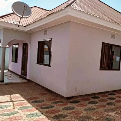 2 Bedrooms House for Rent at Olasiti, Arusha