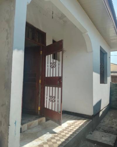 2 Bedrooms House/Apartment for Rent at Kitunda, Dar Es Salaam