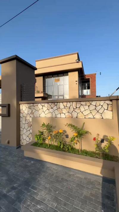 4 Bedrooms House for sale at Mbezi, Dar Es Salaam