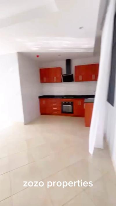 Nyumba/Apartment ya vyumba viwili inapangishwa Mikocheni, Dar Es Salaam