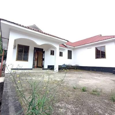 3 Bedrooms House for Rent at Kimara, Dar Es Salaam