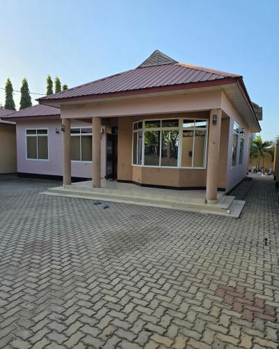 3 Bedrooms House for sale at Kigamboni, Dar Es Salaam