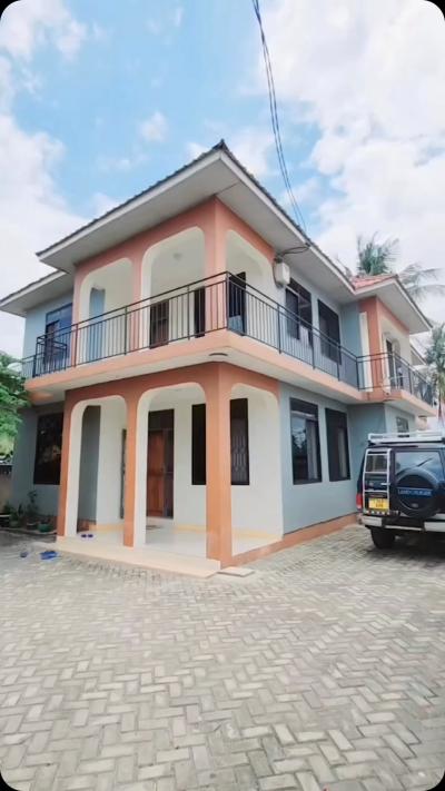 5 Bedrooms House for Rent at Kijitonyama, Dar Es Salaam