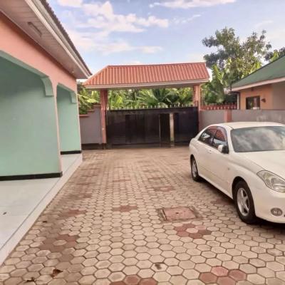 3 Bedrooms House for sale at Moshono, Arusha