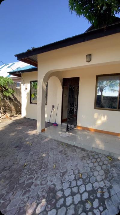 3 Bedrooms House/Apartment for Rent at Kijitonyama, Dar Es Salaam