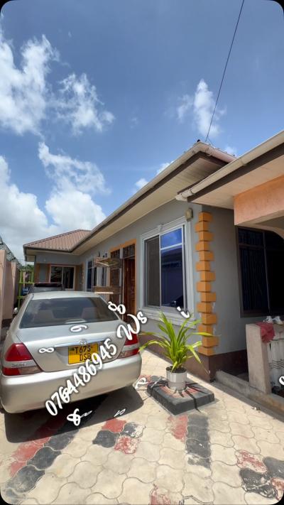 3 Bedrooms House/Apartment for Rent at Sinza, Dar Es Salaam