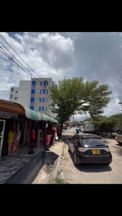 Nyumba ya vyumba vitatu inapangishwa Kinondoni, Dar Es Salaam