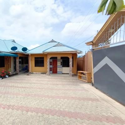 2 Bedrooms House/Apartment for Rent at Kimara, Dar Es Salaam