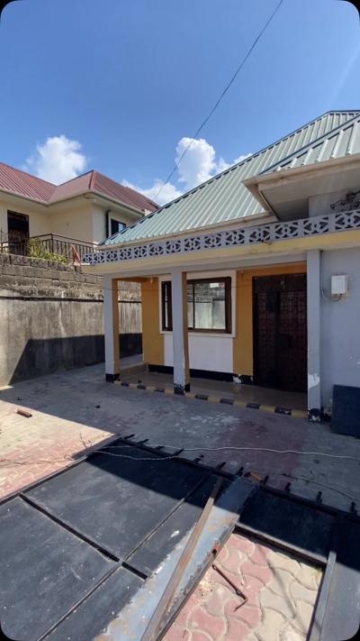 2 Bedrooms House/Apartment for Rent at Sinza, Dar Es Salaam