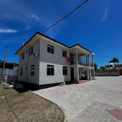 Nyumba/Apartment ya vyumba vitatu inapangishwa Mbezi, Dar Es Salaam