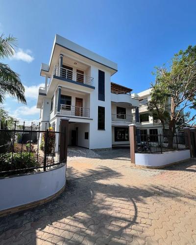 5 Bedrooms House for Rent at Mbezi, Dar Es Salaam