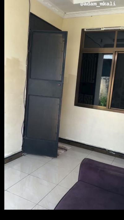 Nyumba/Apartment ya vyumba vitatu inapangishwa Kawe, Dar Es Salaam