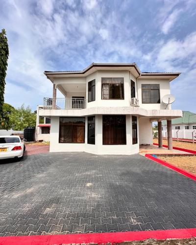 4 Bedrooms House for Rent at Bunju, Dar Es Salaam