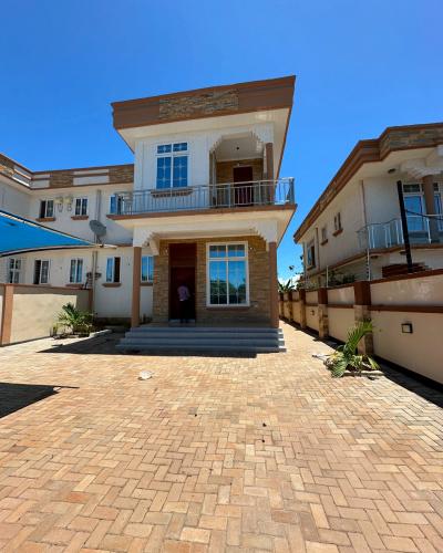 3 Bedrooms House for sale at Wazo, Dar Es Salaam