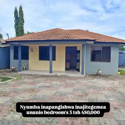 3 Bedrooms House for Rent at Kinondoni, Dar Es Salaam